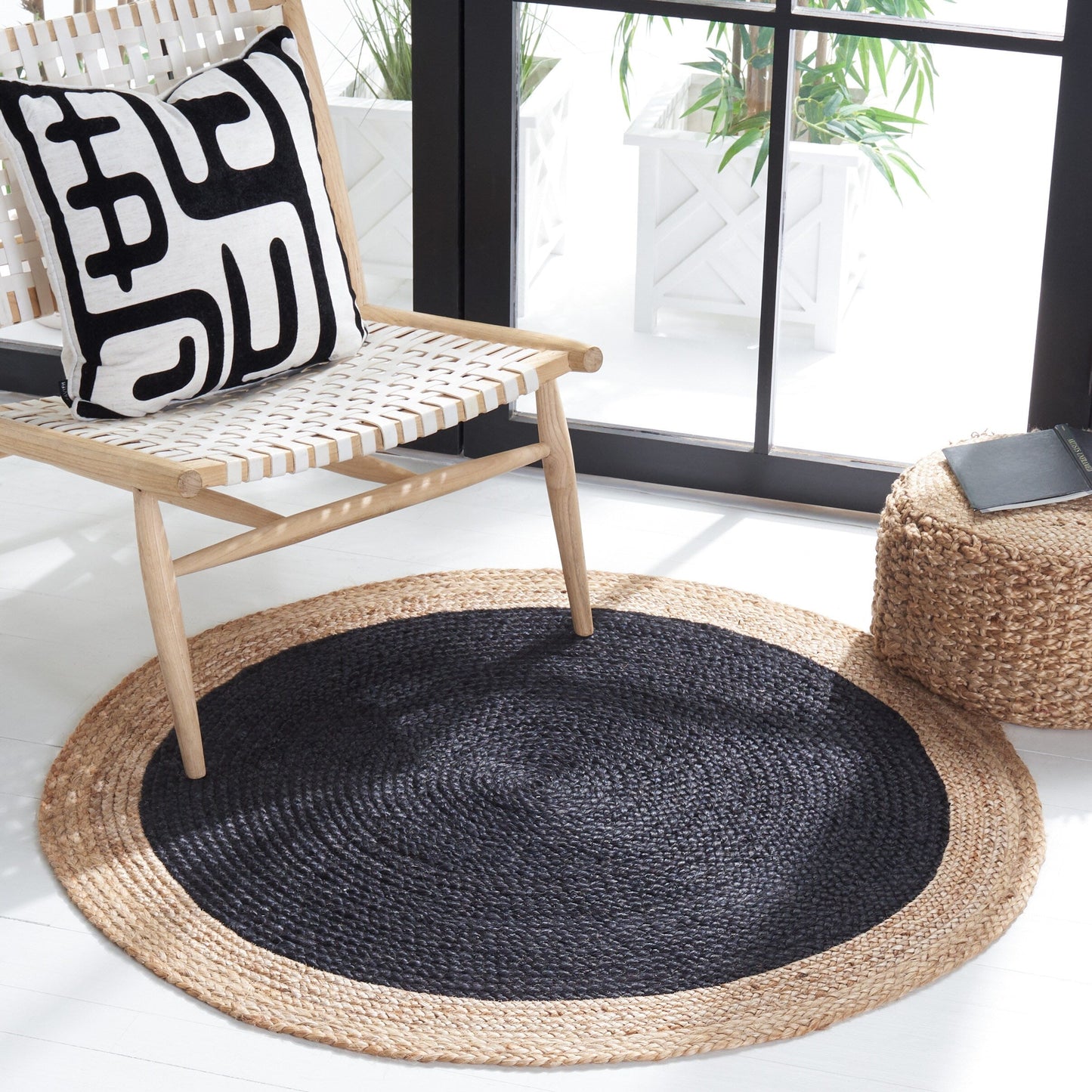 Tapis rond en jute fait main en fibres naturelles Jolette avec bordure SAFAVIEH