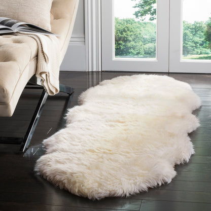 Tapis en peau de mouton véritable Brittnie fait main SAFAVIEH
