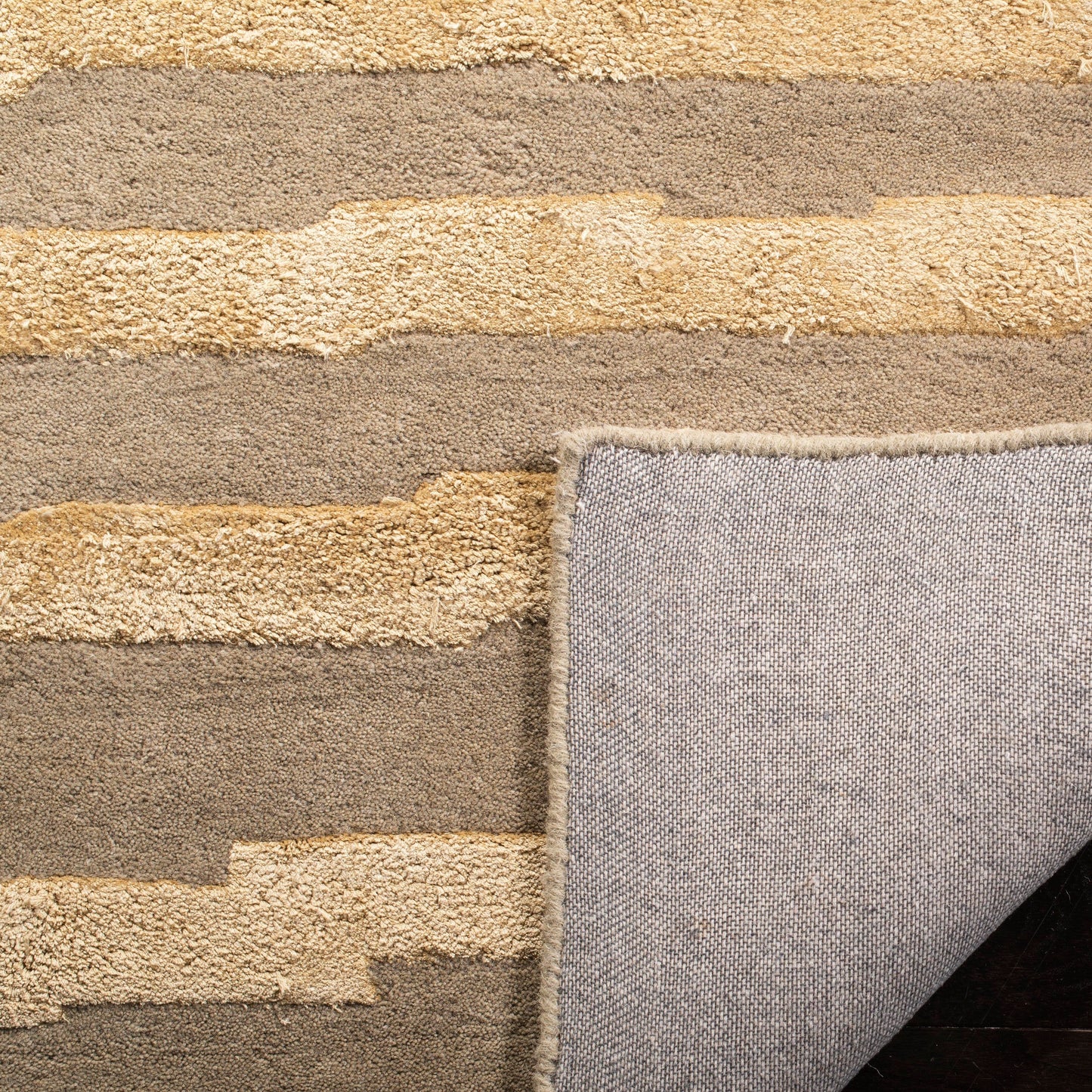 Tapis en laine NZ Soho Kikue Stripes fait main SAFAVIEH