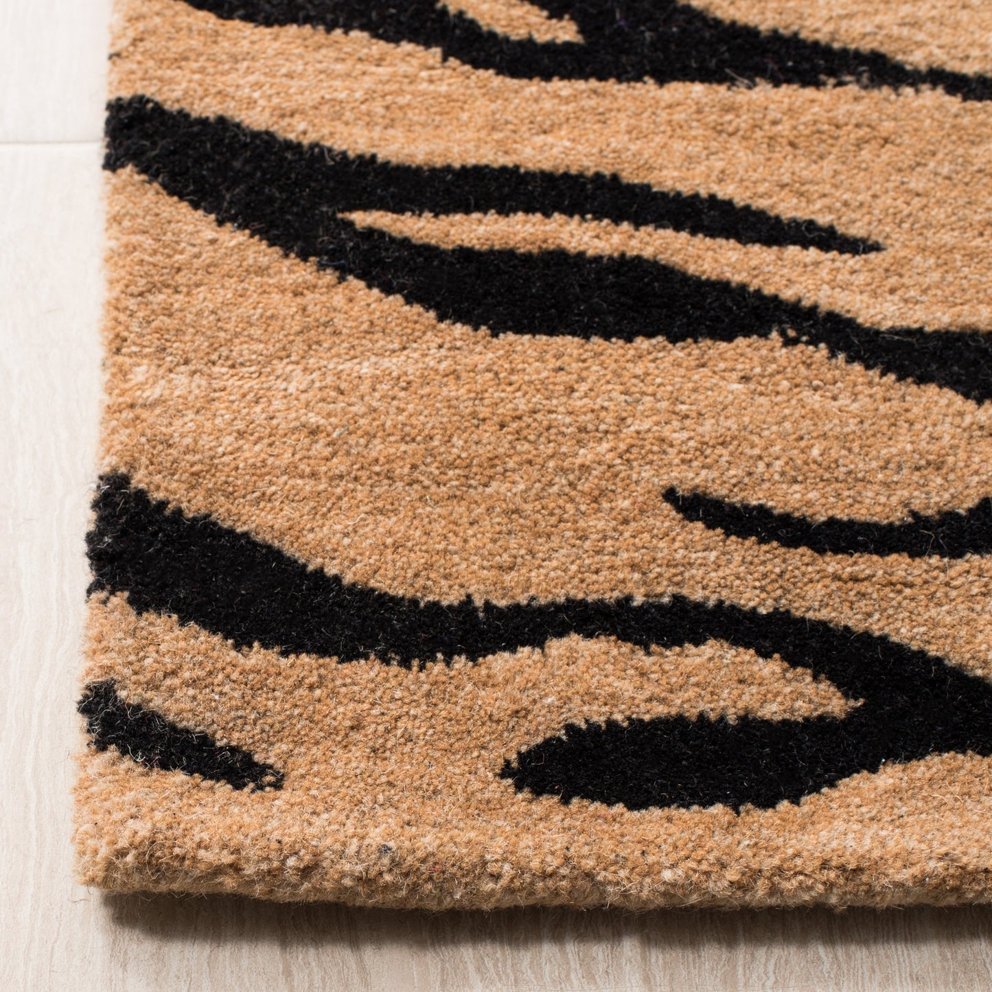 Tapis en laine fait main Soho Latoyia Tiger NZ de SAFAVIEH