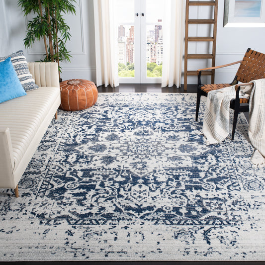 SAFAVIEH Madison Delois Medallion Rustic Farmhouse Distressed Rug