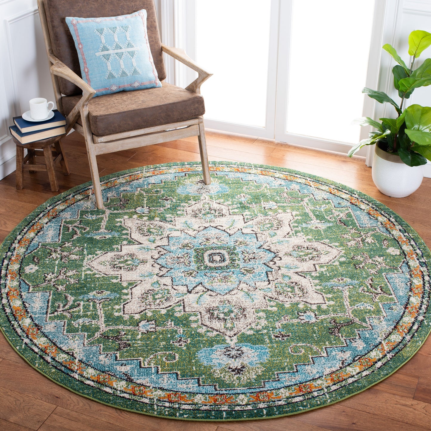 SAFAVIEH Madison Katelijne Boho Medallion Distressed Area Rug