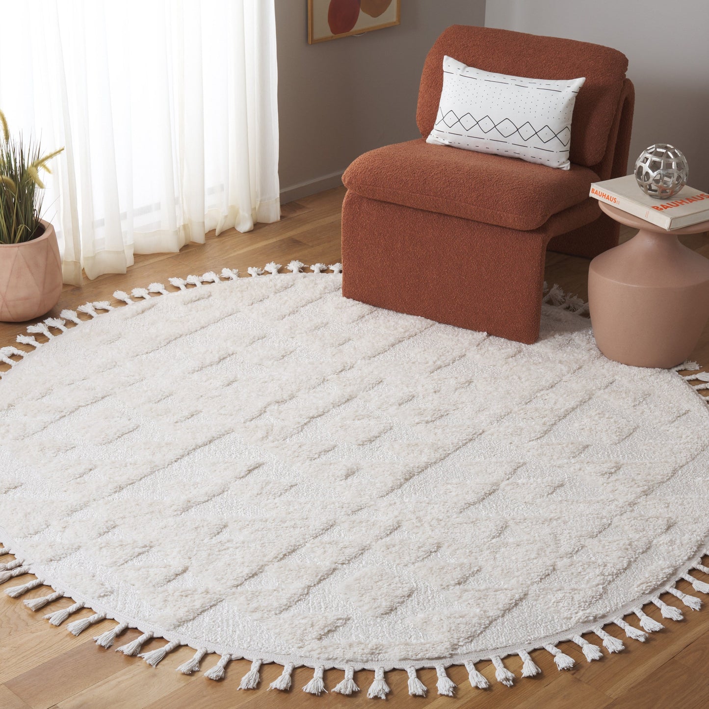 SAFAVIEH Moroccan Tassel Shag Delores 2-inch Thick Rug