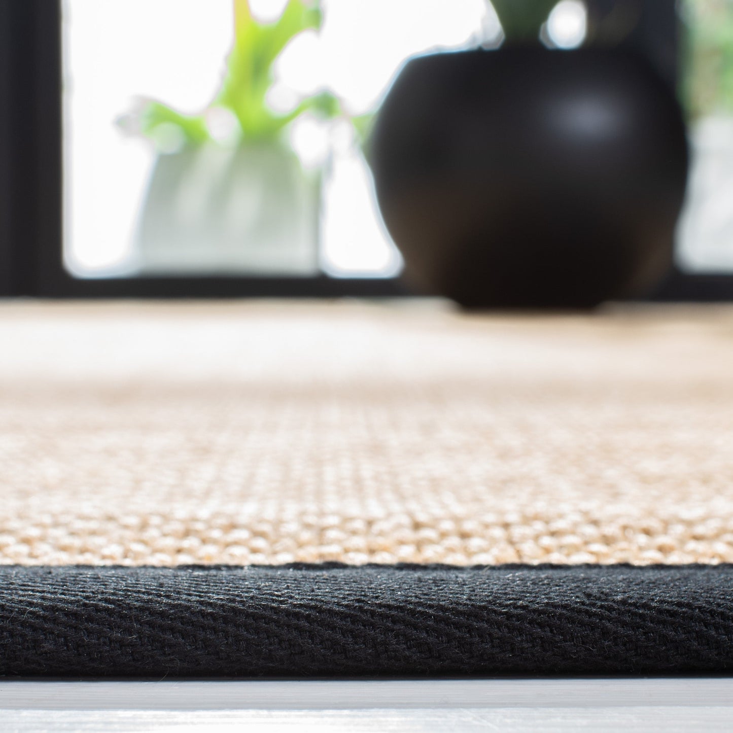 SAFAVIEH Natural Fiber Venus Casual Border Sisal Rug