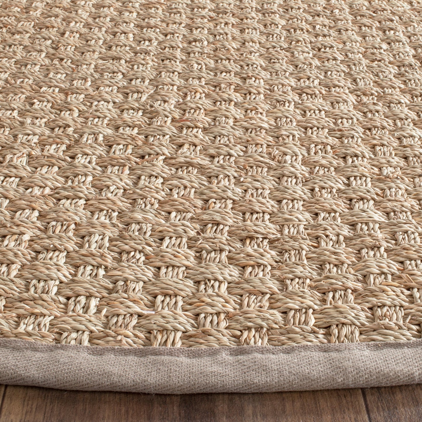 SAFAVIEH Natural Fiber Zymryd Basketweave Seagrass Rug