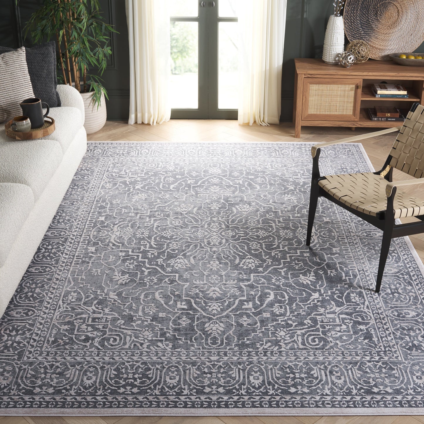 SAFAVIEH Reflection Elzada Oriental Rug