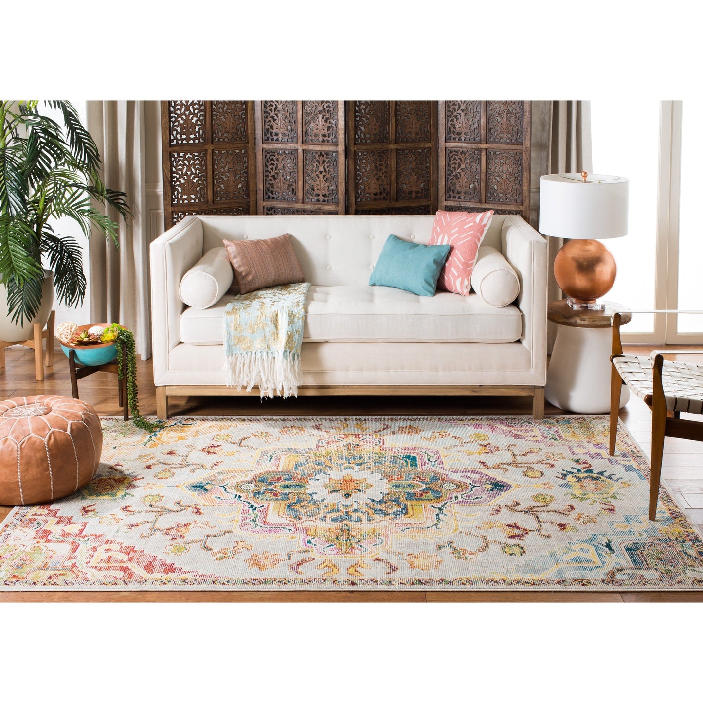 SAFAVIEH, Crystal Naimat Vintage Boho Medallion Rug
