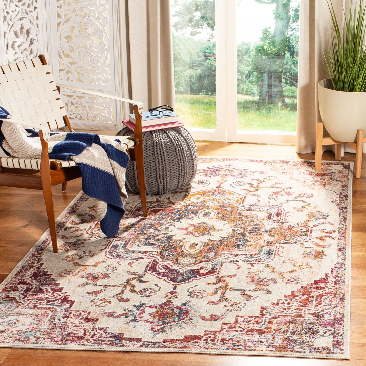 SAFAVIEH, Crystal Naimat Vintage Boho Medallion Rug