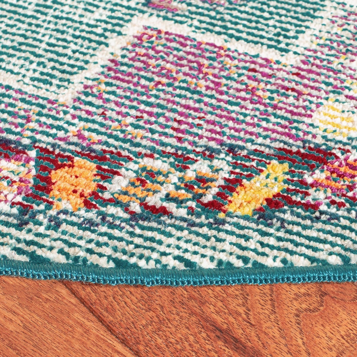 SAFAVIEH, Crystal Naimat Vintage Boho Medallion Rug