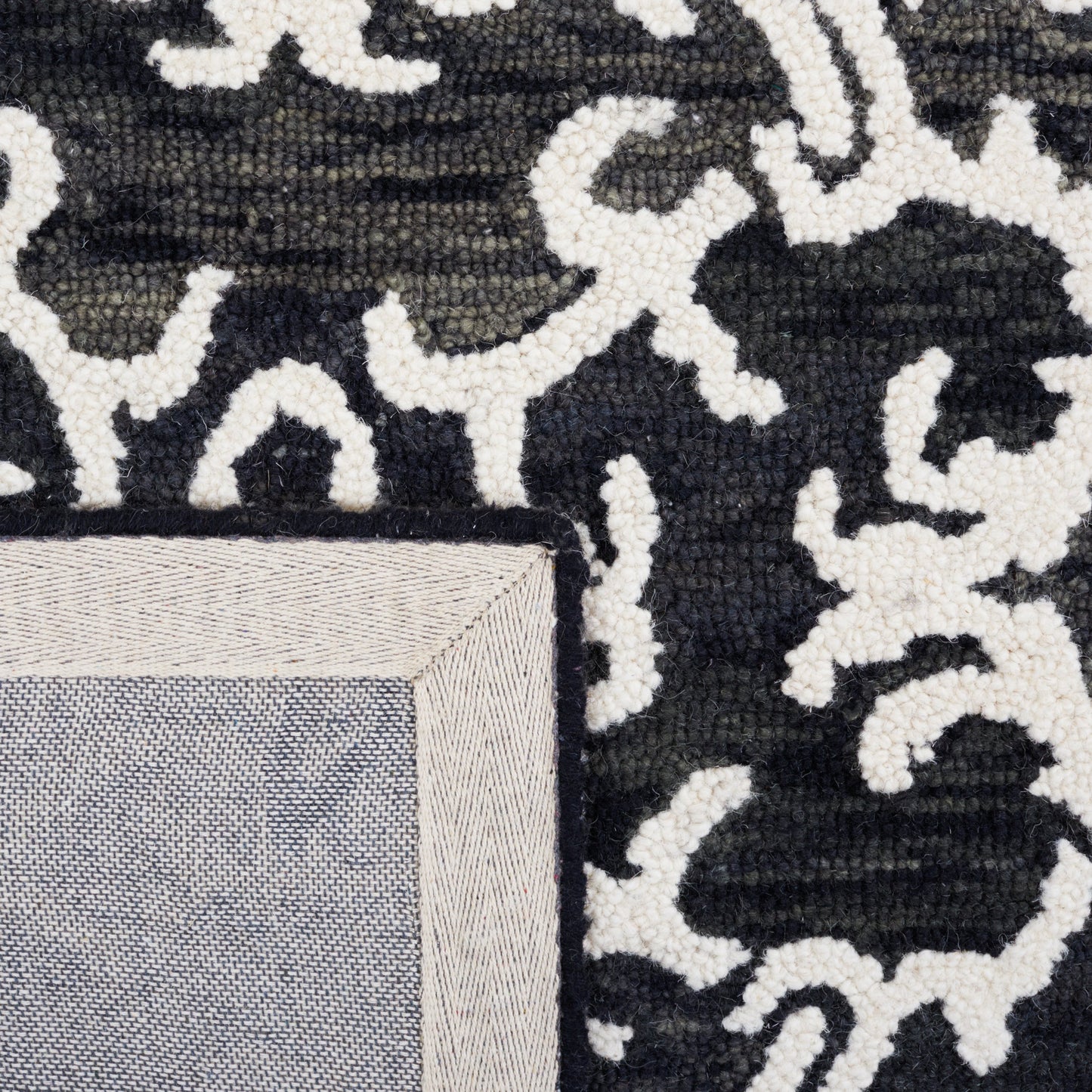 SAFAVIEH, Handmade Blossom Vesela Modern Floral Wool Rug