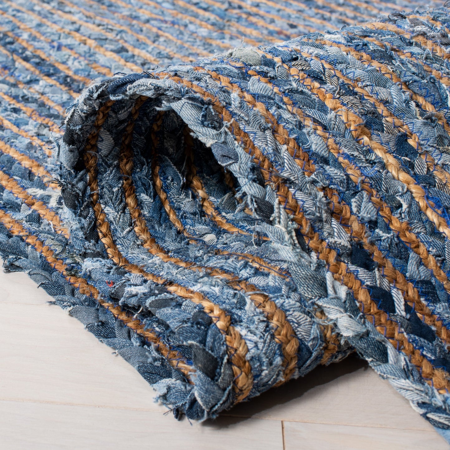 SAFAVIEH, Handmade Cape Cod Rietie Boho Coastal Jute Rug