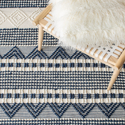 SAFAVIEH, Handmade Natura Paladia Wool Rug