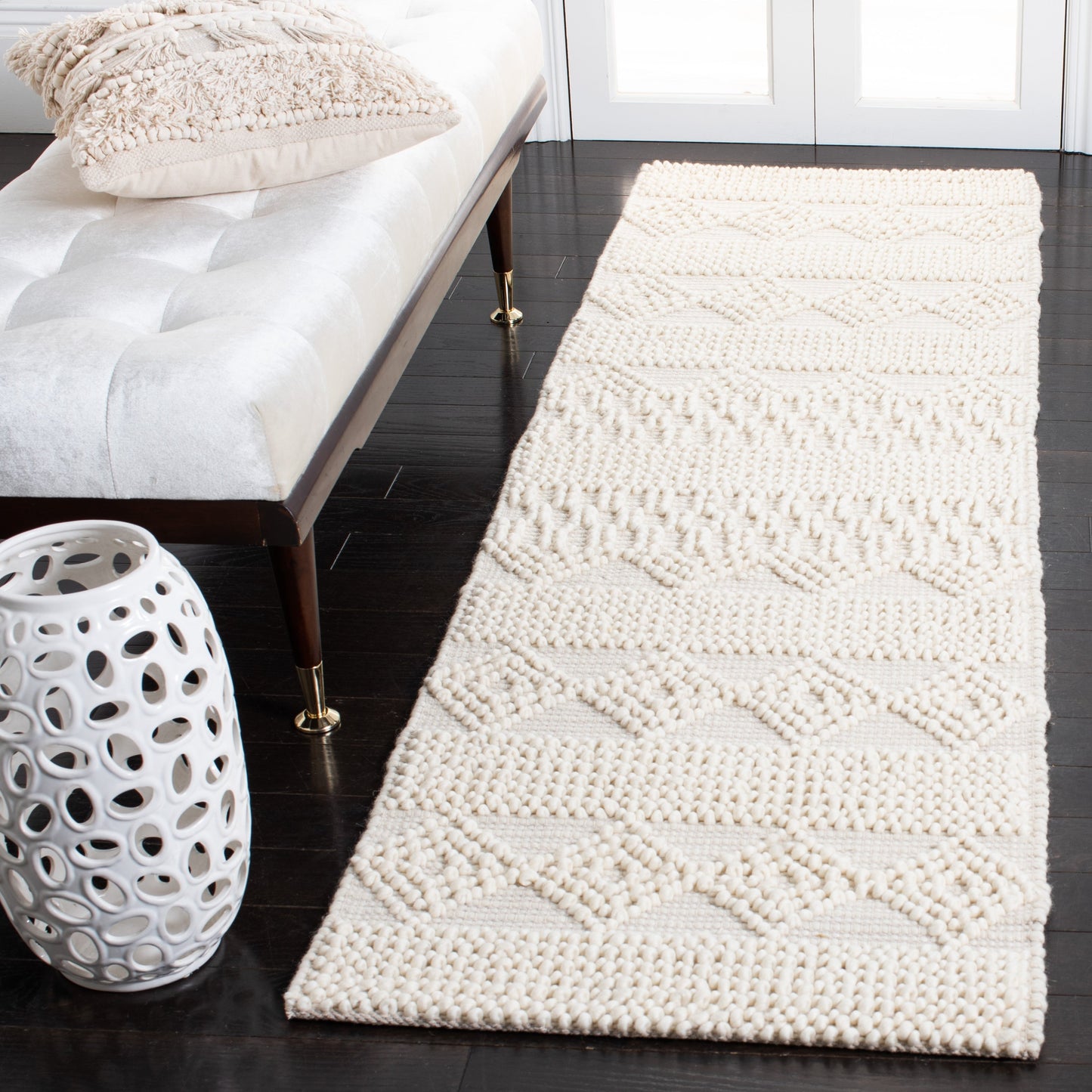 SAFAVIEH, Handmade Natura Paladia Wool Rug